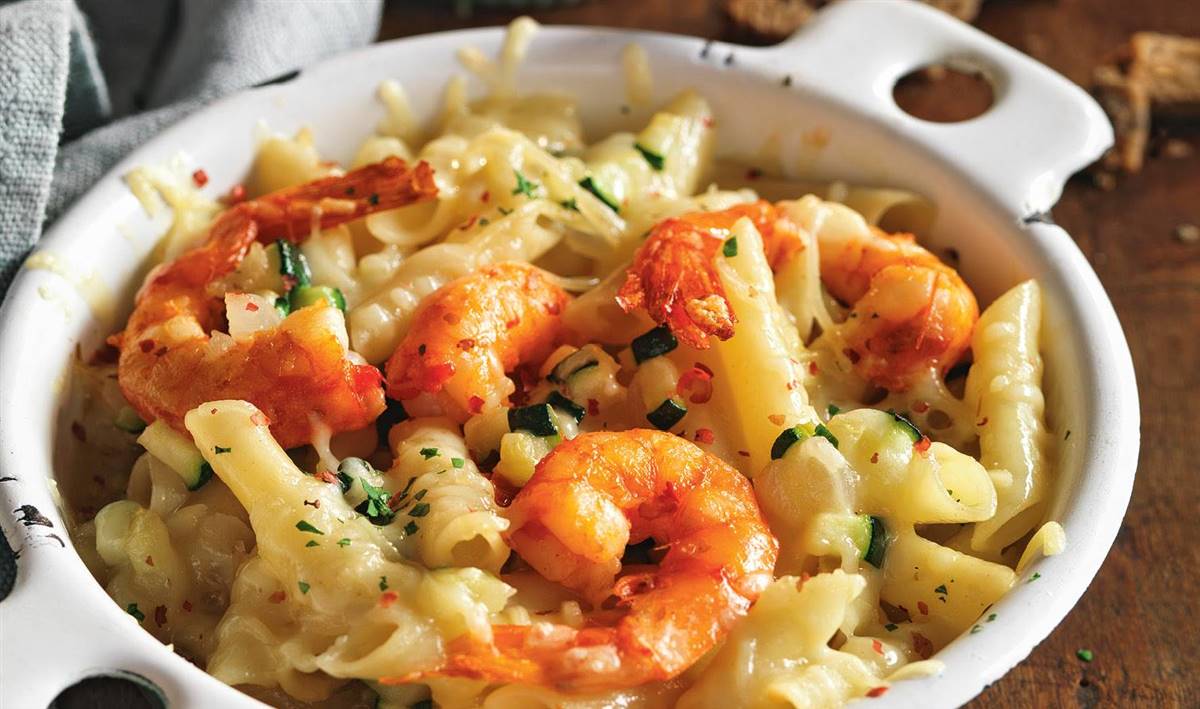 Macarrones gratinados com gambas
